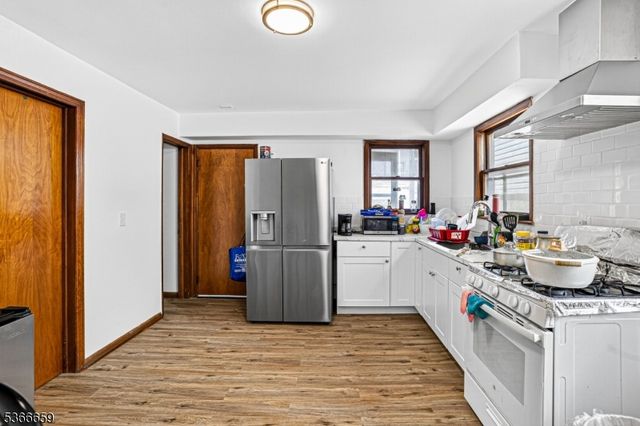 521 Fulton St, Elizabeth City, NJ 07206