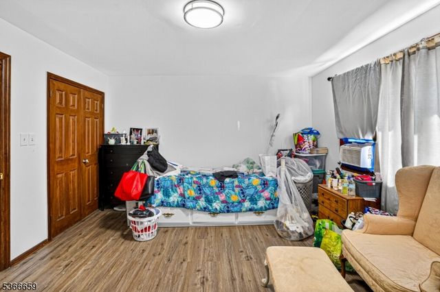 521 Fulton St, Elizabeth City, NJ 07206