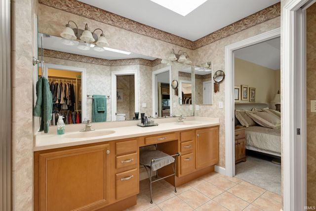 1865 Cobblestone Boulevard, Elkhart, IN 46514