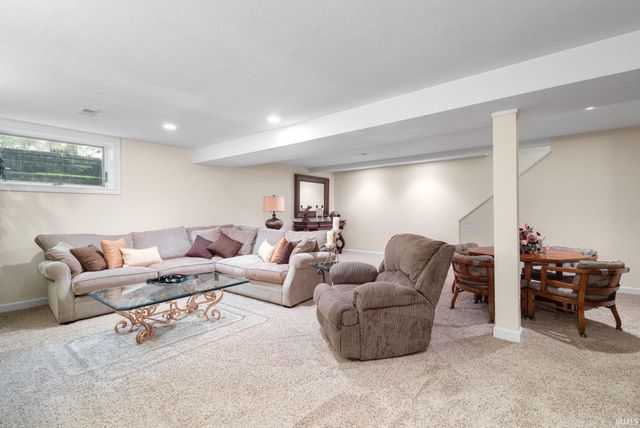 1865 Cobblestone Boulevard, Elkhart, IN 46514