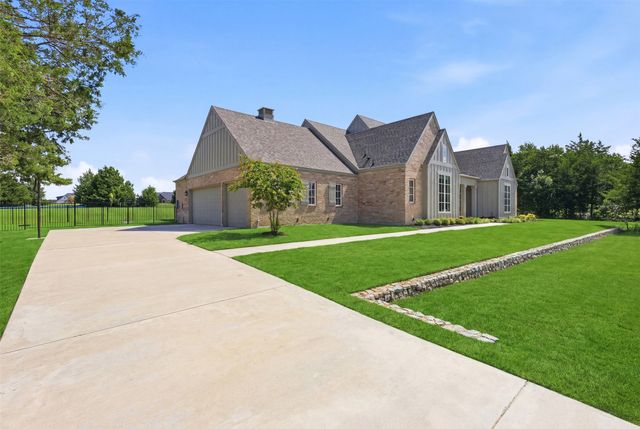 425 Abagail Lane, Van Alstyne, TX 75495