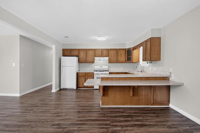 510 Rosewood Dr, Benton, AR 72015