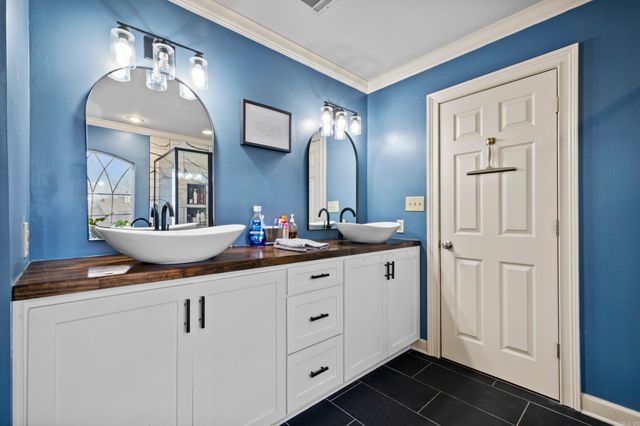 13 E Woodhaven, Cabot, AR 72023