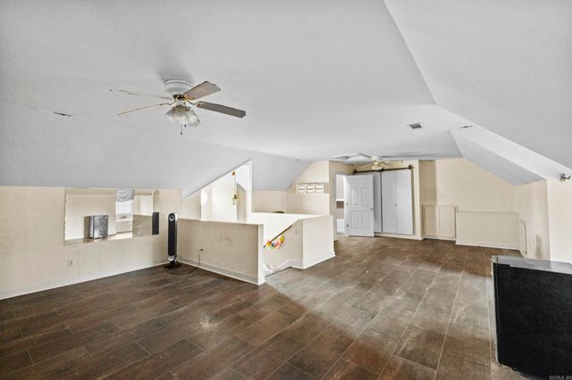 13 E Woodhaven, Cabot, AR 72023