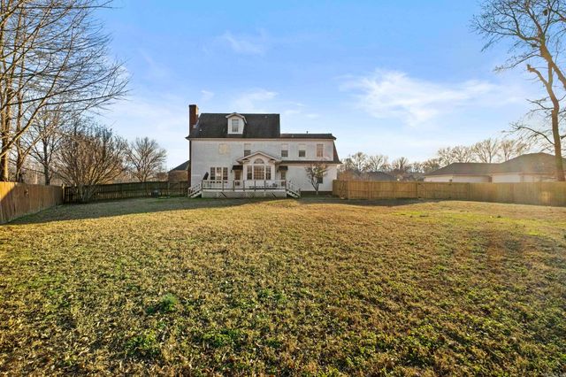 13 E Woodhaven, Cabot, AR 72023