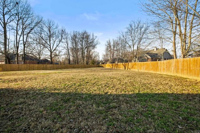 13 E Woodhaven, Cabot, AR 72023