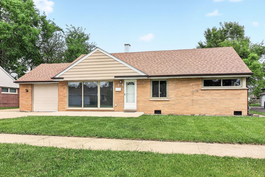 1125 SUFFOLK Avenue, Westchester, IL 60154