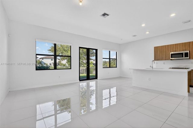 4398 SW 173rd Ave A, Miramar, FL 33029