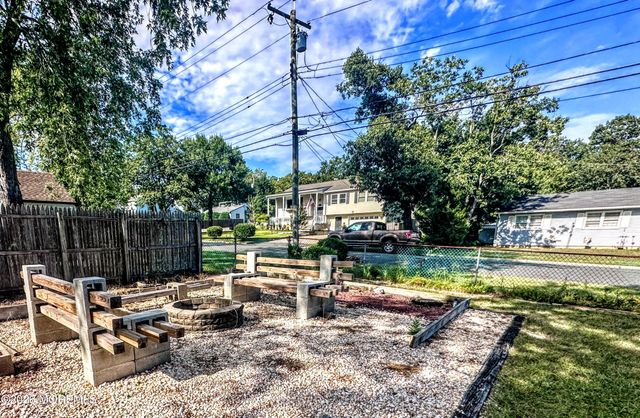 371 17th Avenue, Brick, NJ 08724