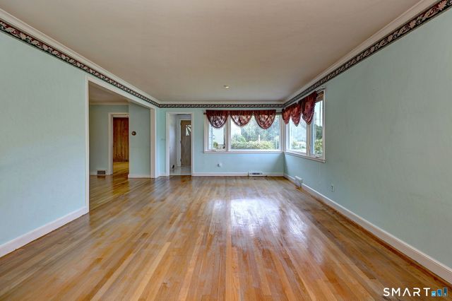 136 Hawthorne Drive, Fairfield, CT 06825