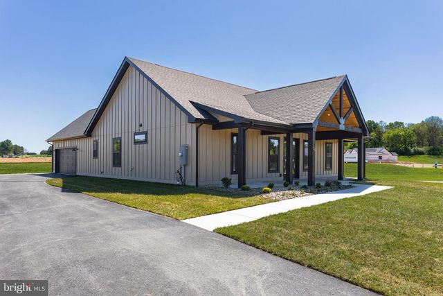 70 MIDLAND CT, Martinsburg, WV 25403