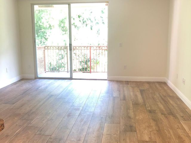 2028 Alta Meadows Lane 1006, Delray Beach, FL 33444