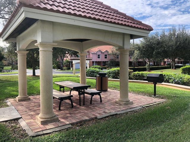 2028 Alta Meadows Lane 1006, Delray Beach, FL 33444