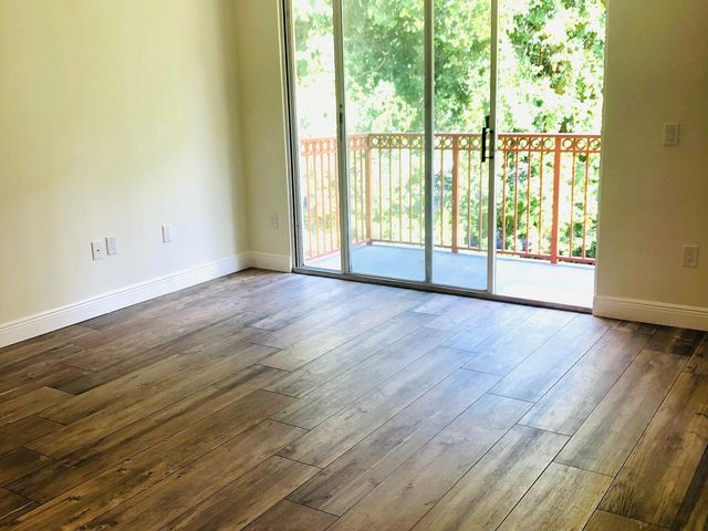 2028 Alta Meadows Lane 1006, Delray Beach, FL 33444