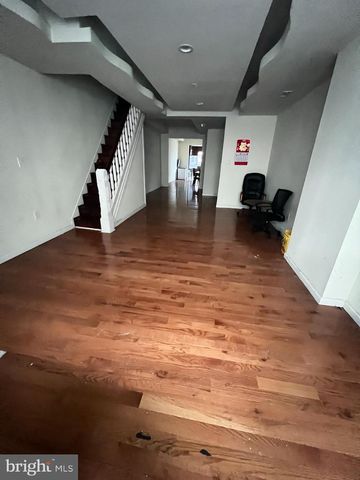 2125 S 13TH ST, Philadelphia, PA 19148