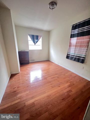 2125 S 13TH ST, Philadelphia, PA 19148