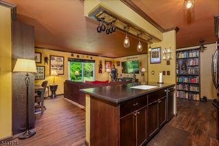 18 Steeplechase Ct, Franklin Twp., NJ 08873