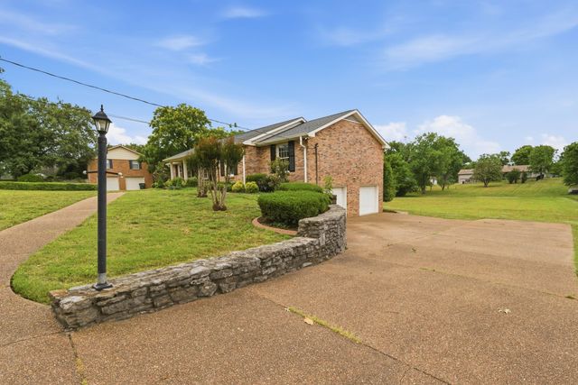 213 Rising Sun Ln, Old Hickory, TN 37138