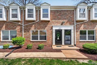 414 S Geyer Road, Kirkwood, MO 63122