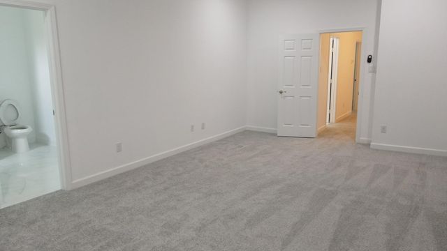 5126 Lyndhurst Drive B, Houston, TX 77033