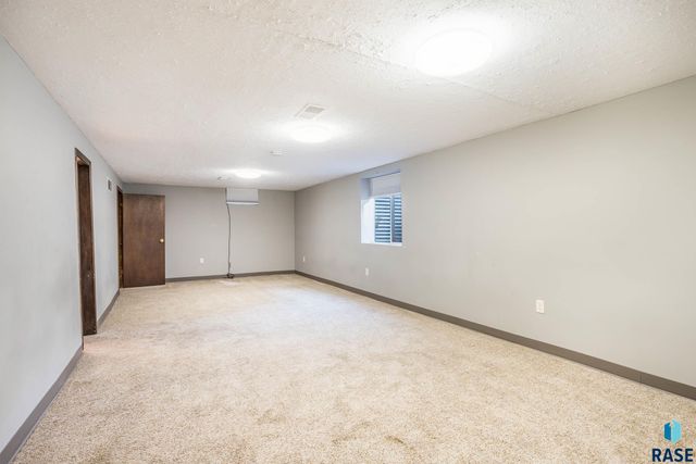 205 S Capitol Ave Avenue, Sioux Falls, SD 57110