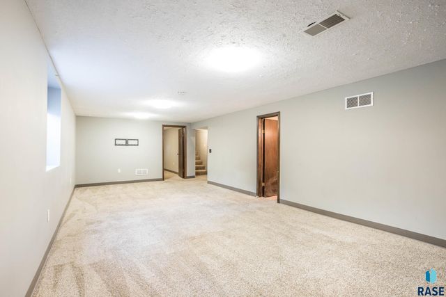 205 S Capitol Ave Avenue, Sioux Falls, SD 57110