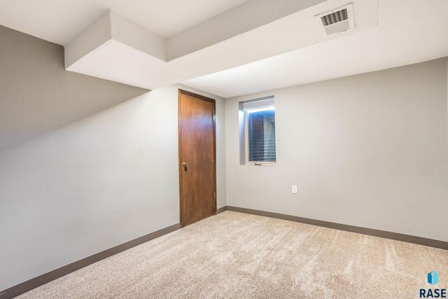 205 S Capitol Ave Avenue, Sioux Falls, SD 57110