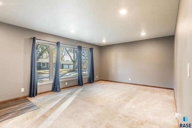 205 S Capitol Ave Avenue, Sioux Falls, SD 57110