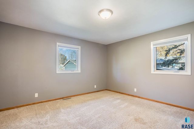 205 S Capitol Ave Avenue, Sioux Falls, SD 57110