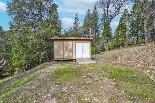 7277 Red Ant Rd, Somerset, CA 95684