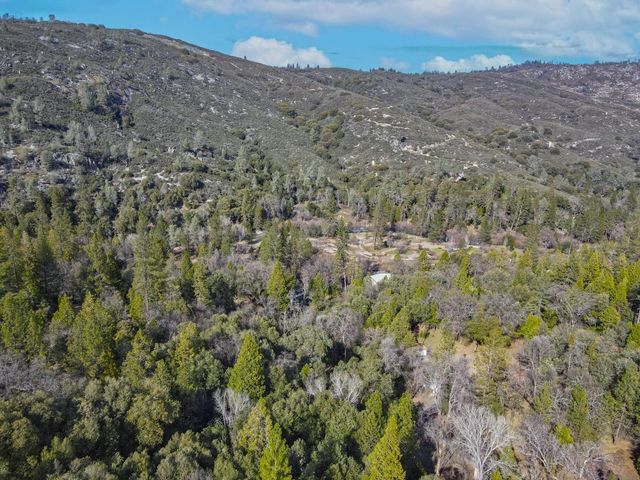 7277 Red Ant Rd, Somerset, CA 95684