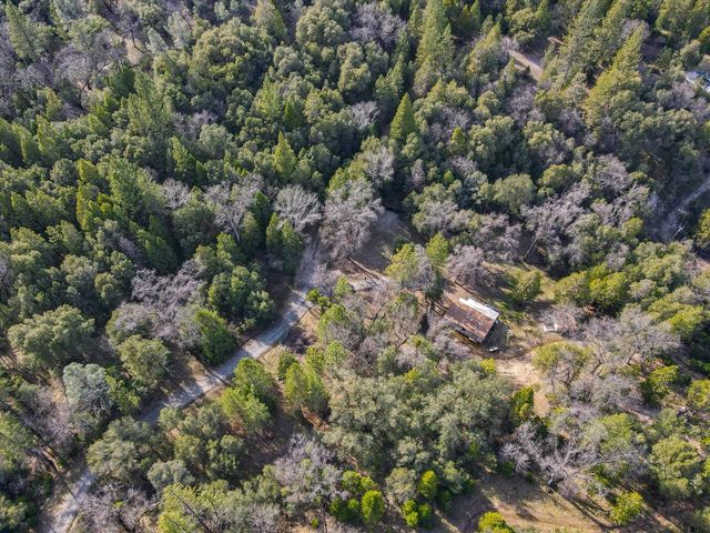 7277 Red Ant Rd, Somerset, CA 95684