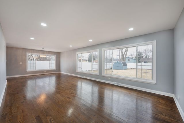 7944 Harrison Avenue, Munster, IN 46321