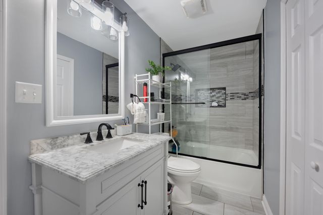 7944 Harrison Avenue, Munster, IN 46321