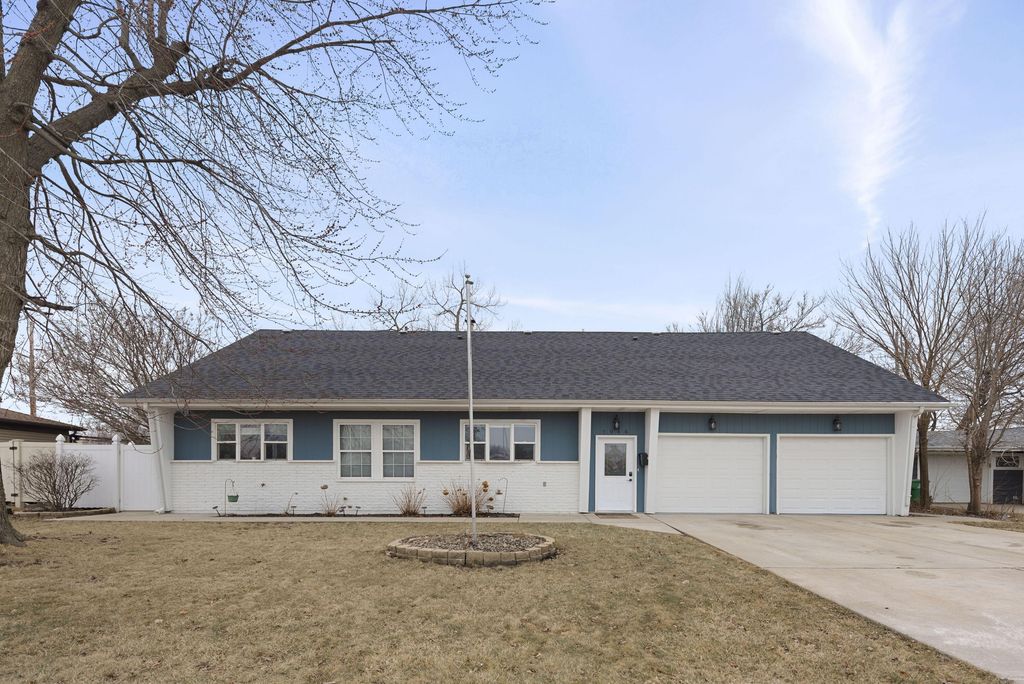 7944 Harrison Avenue, Munster, IN 46321