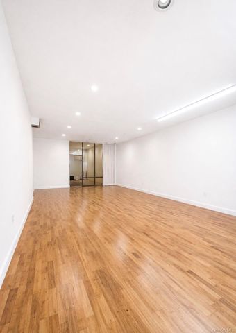 194-7 Linden Boulevard, Saint Albans, NY 11412