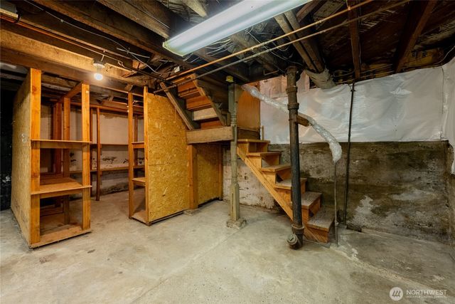 20006 68th Avenue NE, Kenmore, WA 98028