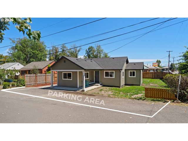 9400 Ne GERTZ Ct, Portland, OR 97211