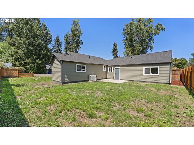 9400 Ne GERTZ Ct, Portland, OR 97211