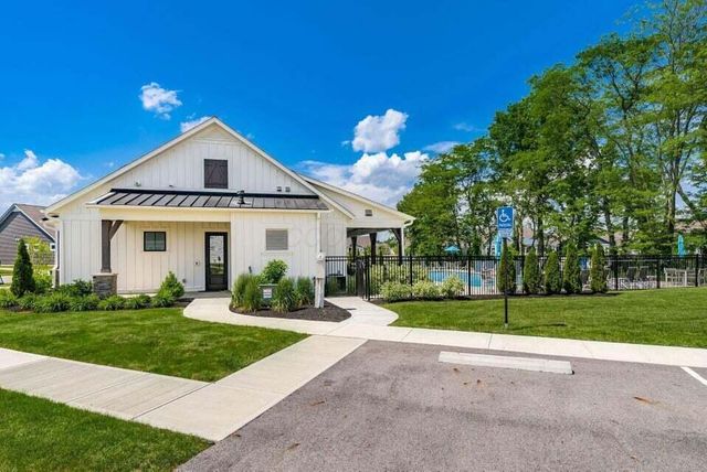 205 Honeywood Drive S, Galena, OH 43021