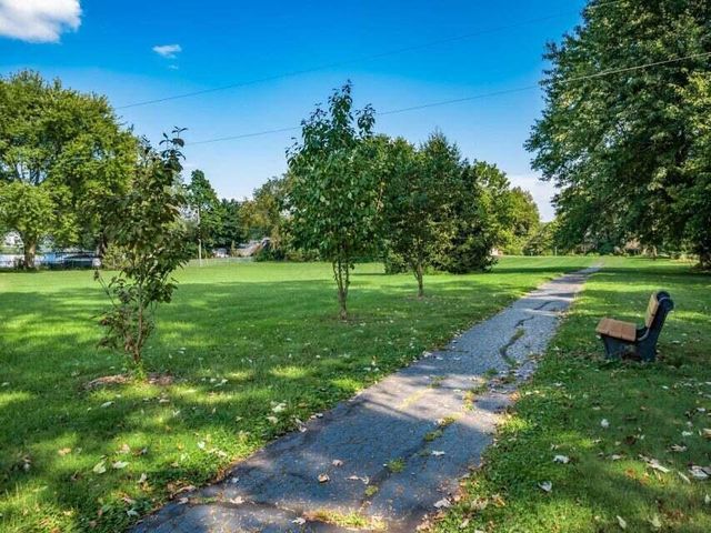 205 Honeywood Drive S, Galena, OH 43021