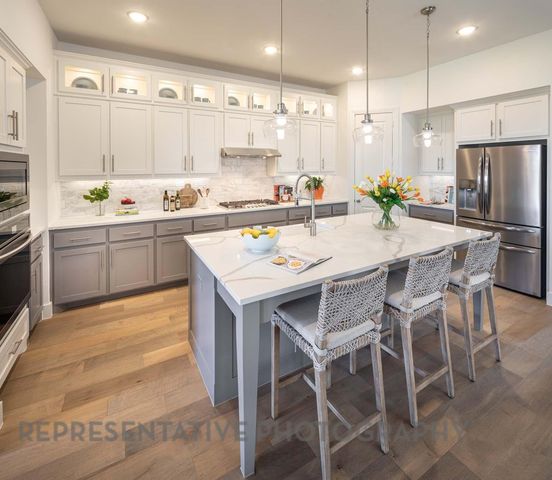 12339 Grassy Bend Drive, Mont Belvieu, TX 77523