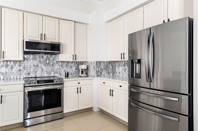 5449 White Sands Cv, Lake Worth, FL 33467