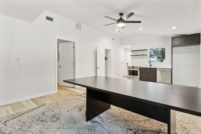 2025 ART MUSEUM Drive, Jacksonville, FL 32207