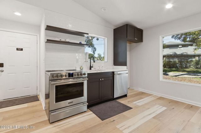 2025 ART MUSEUM Drive, Jacksonville, FL 32207