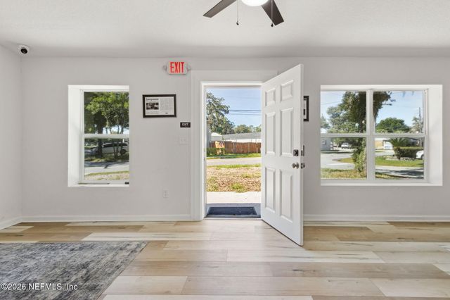 2025 ART MUSEUM Drive, Jacksonville, FL 32207