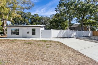 2025 ART MUSEUM Drive, Jacksonville, FL 32207