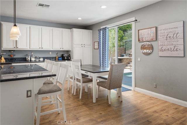 21825 Carol Court, Saugus, CA 91390