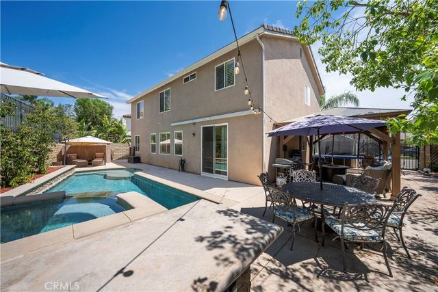 21825 Carol Court, Saugus, CA 91390