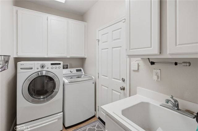 21825 Carol Court, Saugus, CA 91390
